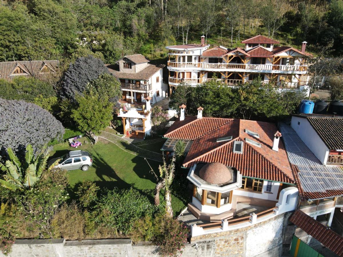 Hostal Mamá Hilda Chugchilán Exterior foto