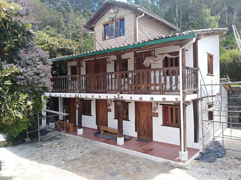 Hostal Mamá Hilda Chugchilán Exterior foto