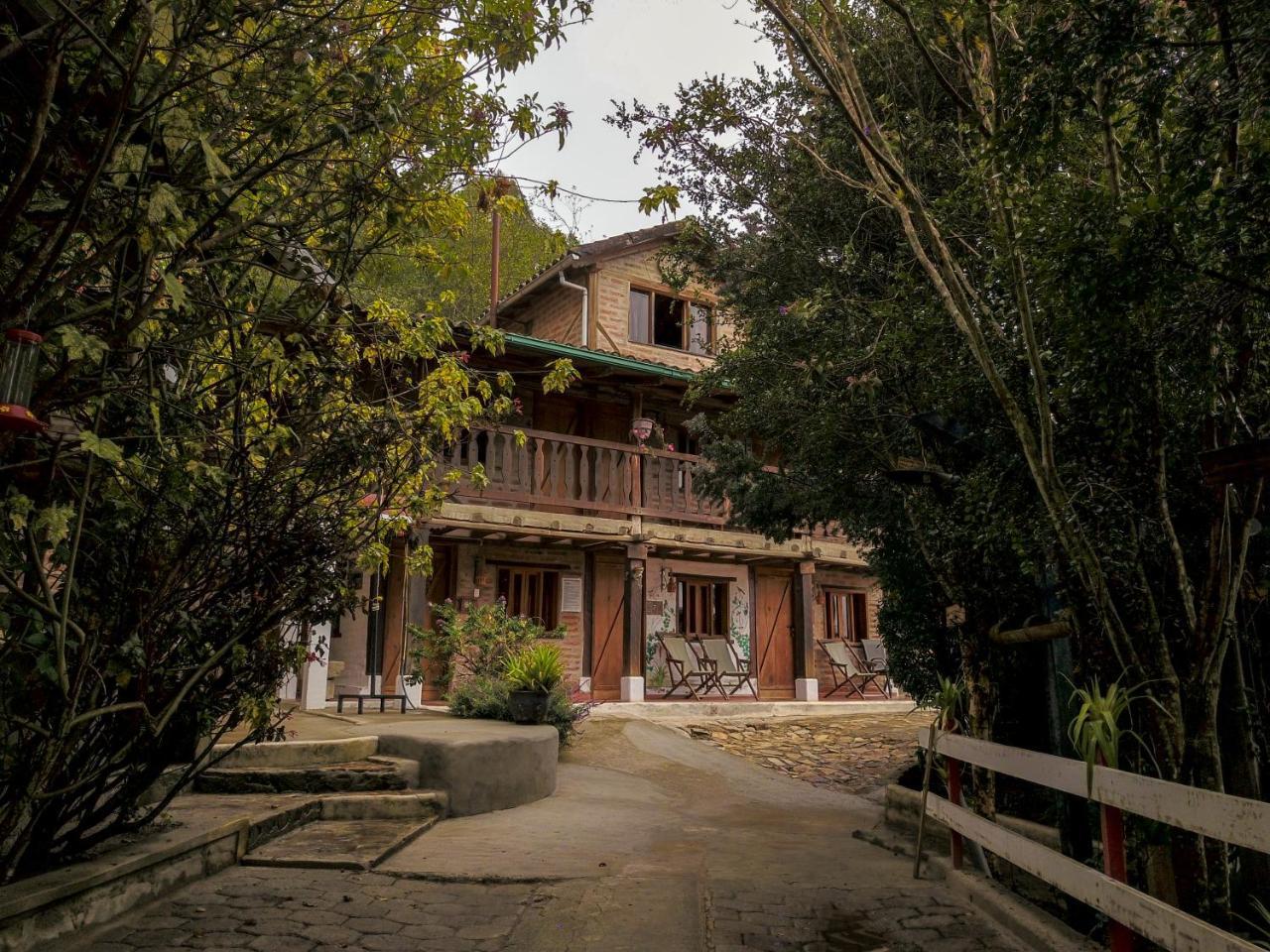 Hostal Mamá Hilda Chugchilán Exterior foto